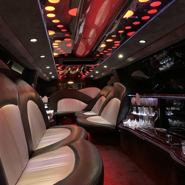 ford-excursion-limo interior3